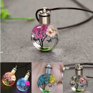 Collar de flores secas